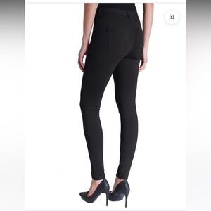 NWT Liverpool Los Angeles Madonna Black Ponte Legging Skinny Pants
